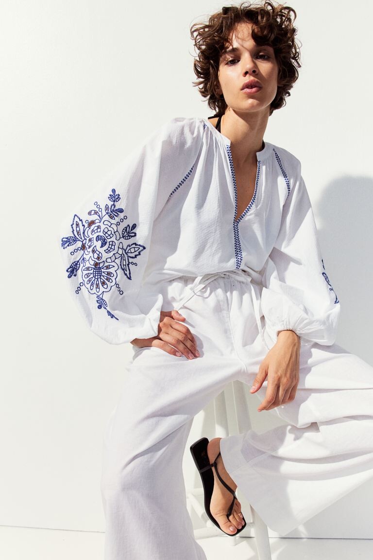 

Вышитая блузка с объемными рукавами H&M, белый