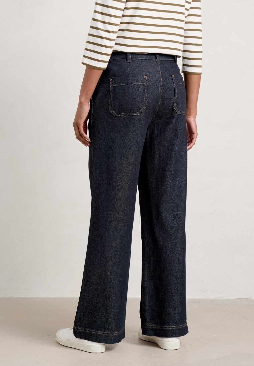 

Джинсы-клеш Seasalt Cornwall, темная текстура Blake Wide Leg