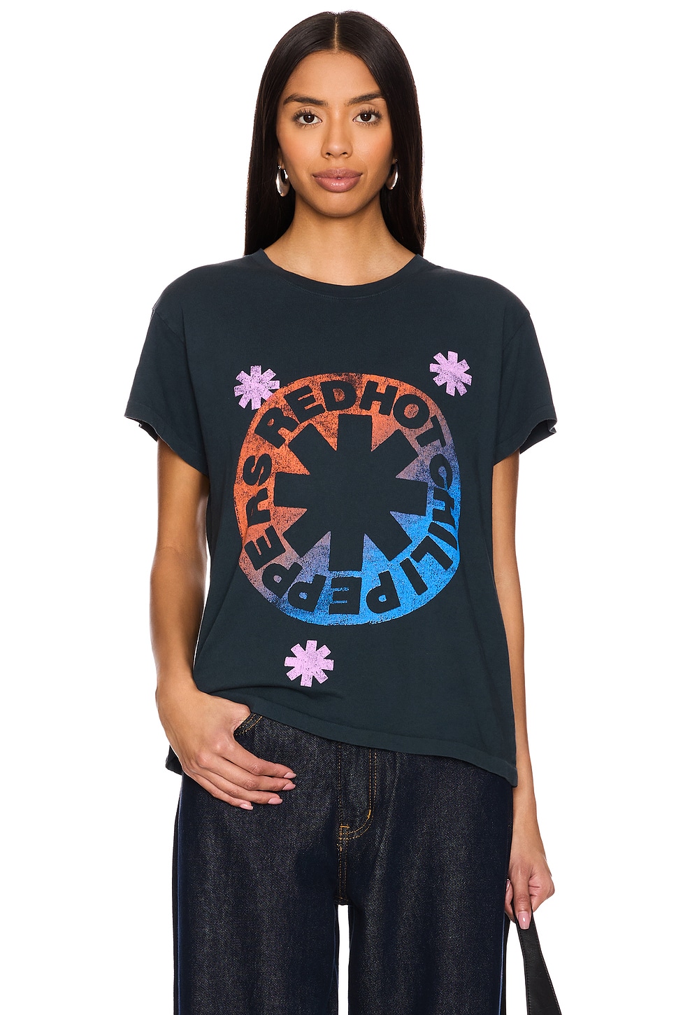 

Футболка с надписью red hot chili peppers asterisk tour Daydreamer, черный