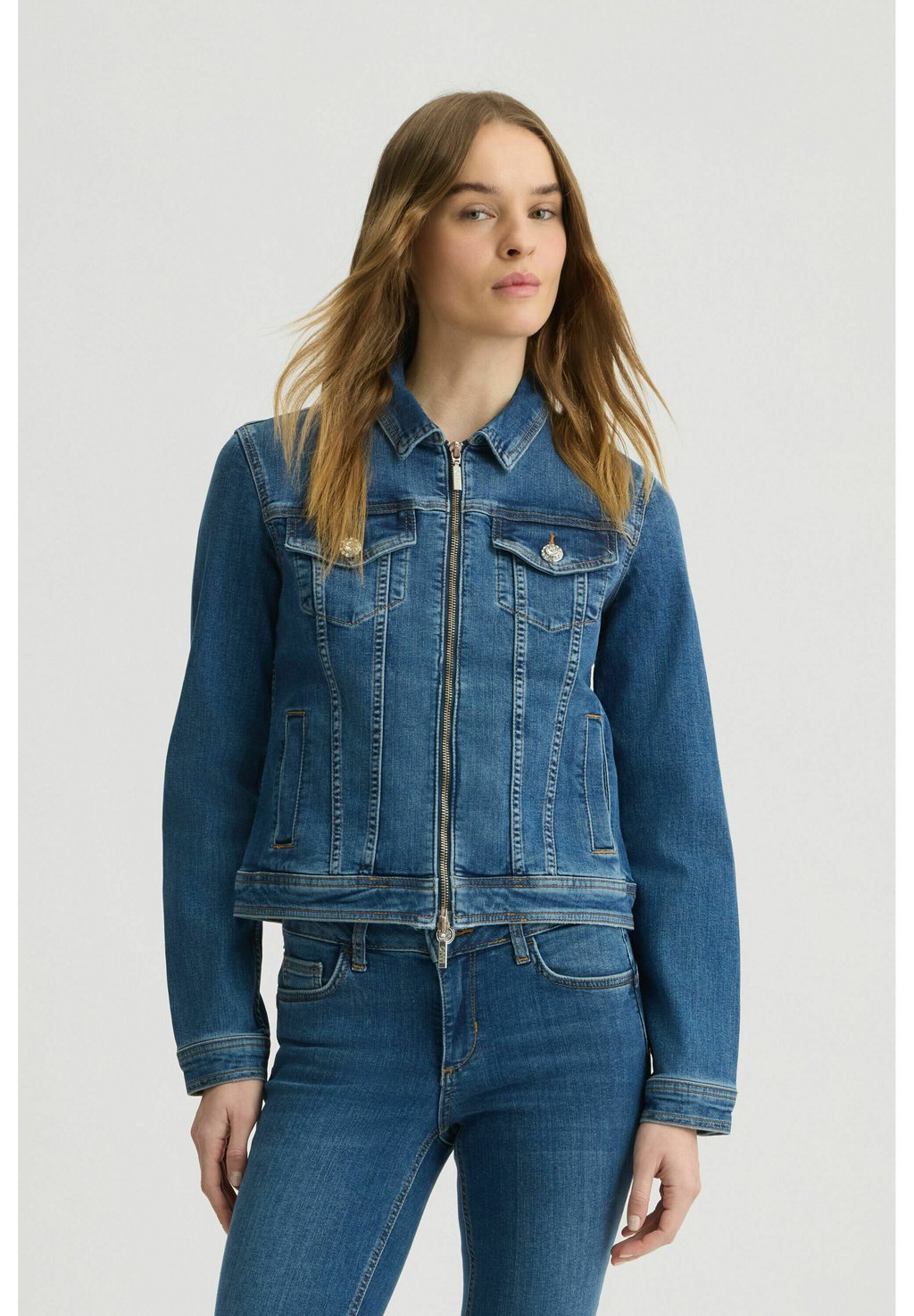 

Джинсовая куртка WITH ZIP LIU JO, цвет Blue Denim