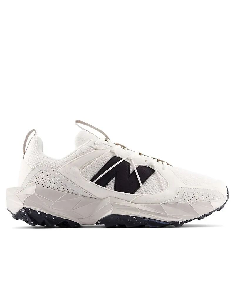 

Кроссовки New Balance Tektrel цвета морской соли