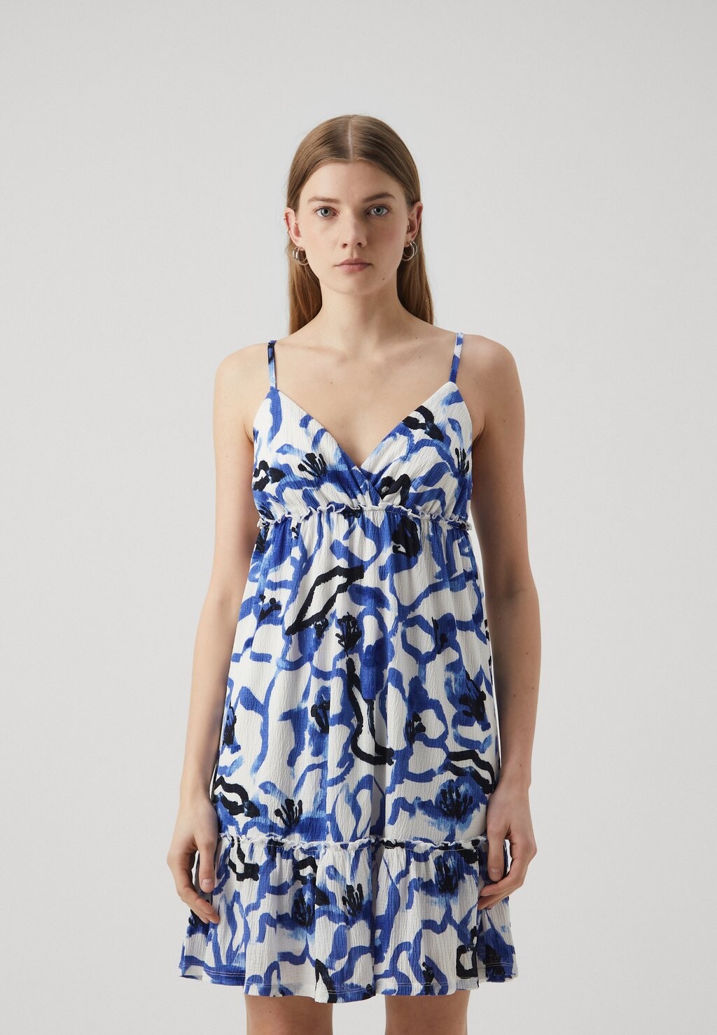 

Платье из джерси ONLPELLA SHORT STRAP DRESS ONLY, слоновая кость