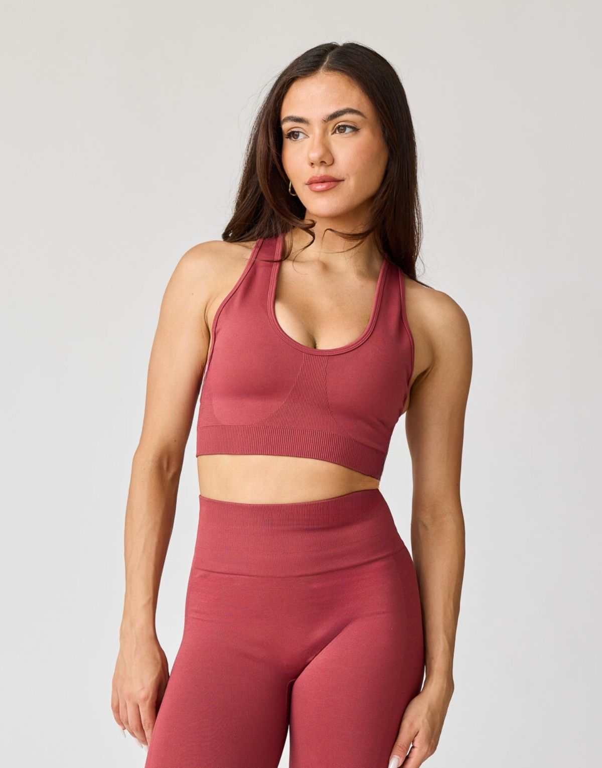 

Бесшовный бюстгальтер AirLite AVA Active, цвет clay red