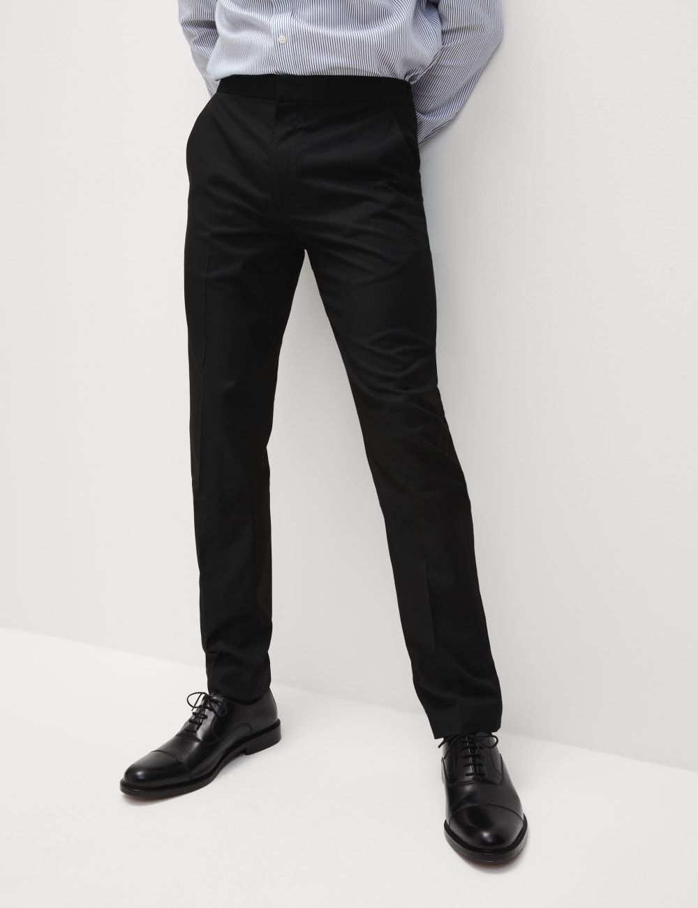

Эластичные облегающие брюки Marks & Spencer, черный