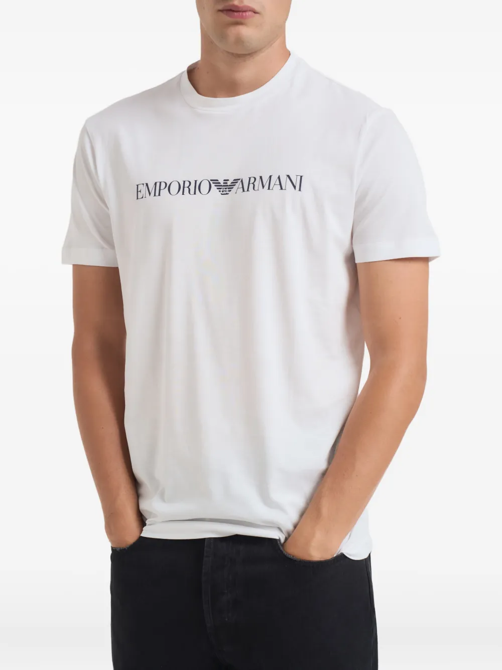 

Футболка с принтом логотипа Emporio Armani, белый