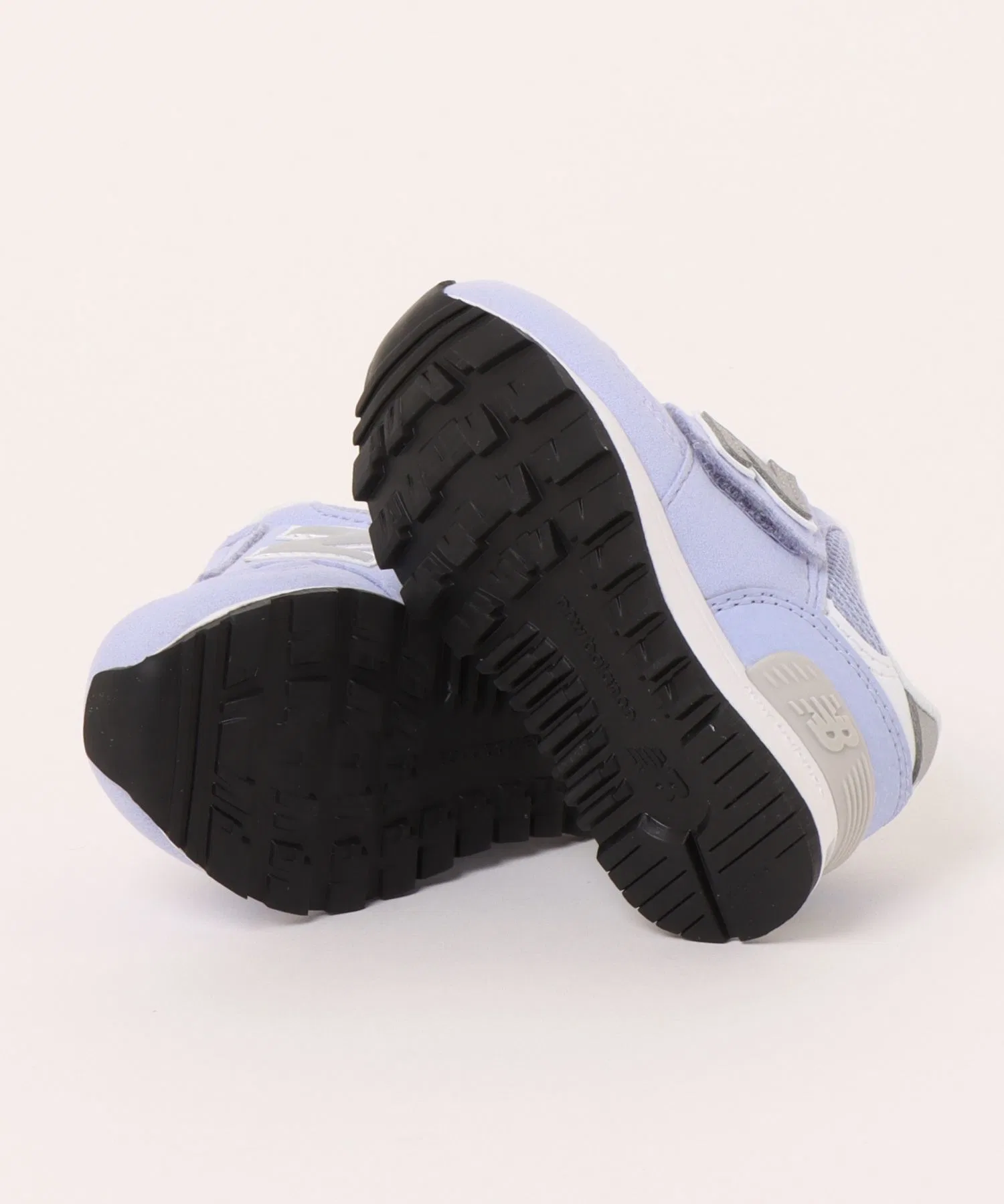 Детские кроссовки New Balance 313 V2 на липучках фиолетовые — фото 3
