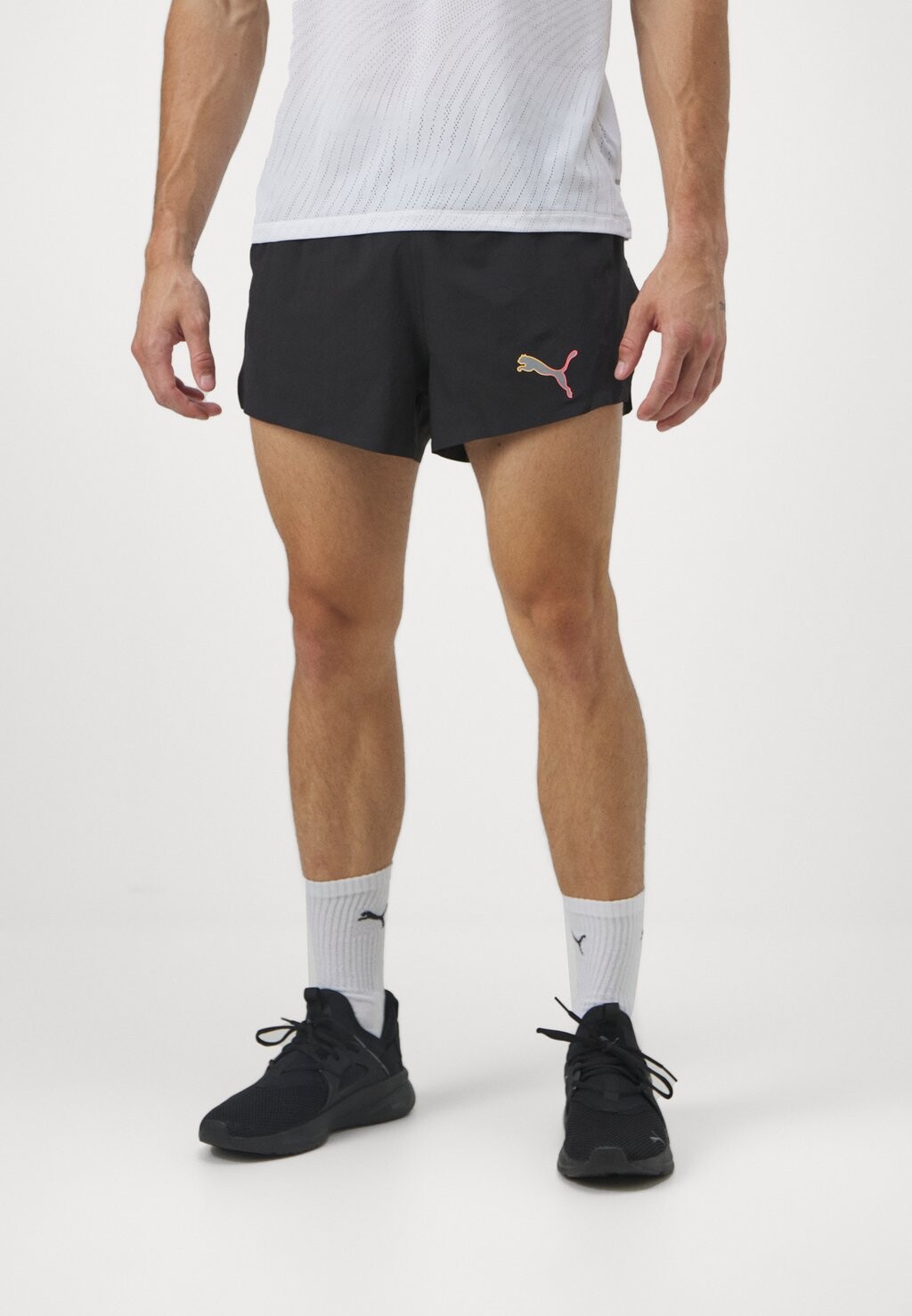 

Спортивные шорты Run Ultraweave Velocity 3" Split Short Puma, черные