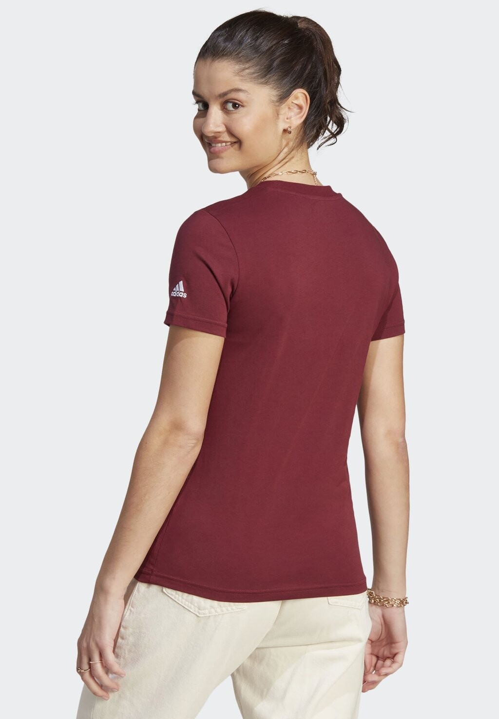 

Футболка с принтом Essentials adidas Sportswear, красный