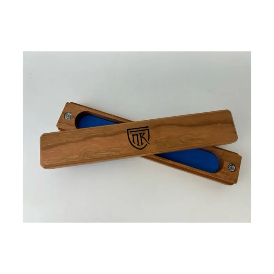 

Dice Vault с логотипом Noble Knight — вишня, Noble Knight Merchandise (Black Knight Enterprises)