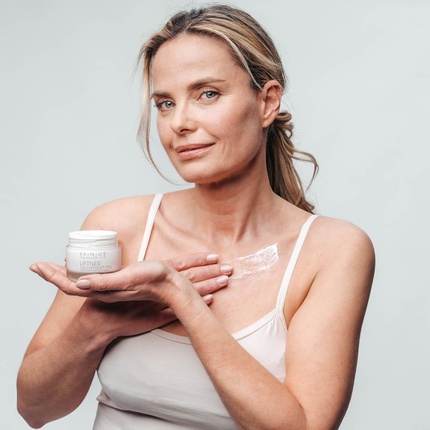 Женский крем Liftnes Neck and Décolleté Chest Stretchable Anti-Aging — фото 2
