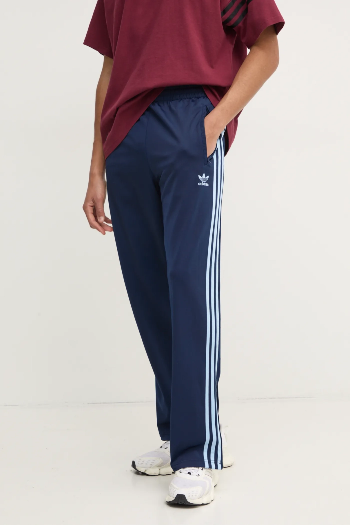 

Спортивные брюки Firebird adidas Originals, темно-синий