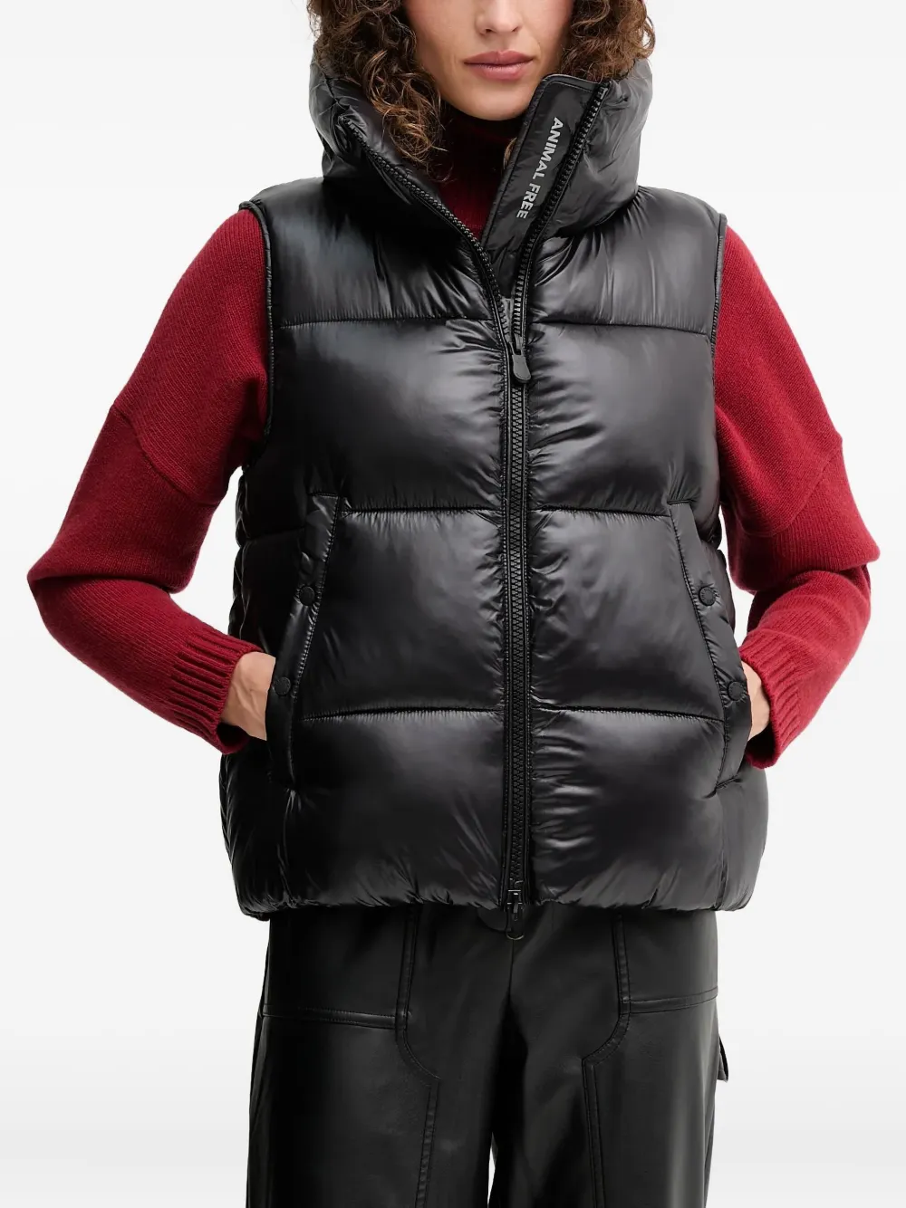 

Стёганый жилет с воротником-стойкой Save The Duck, черный