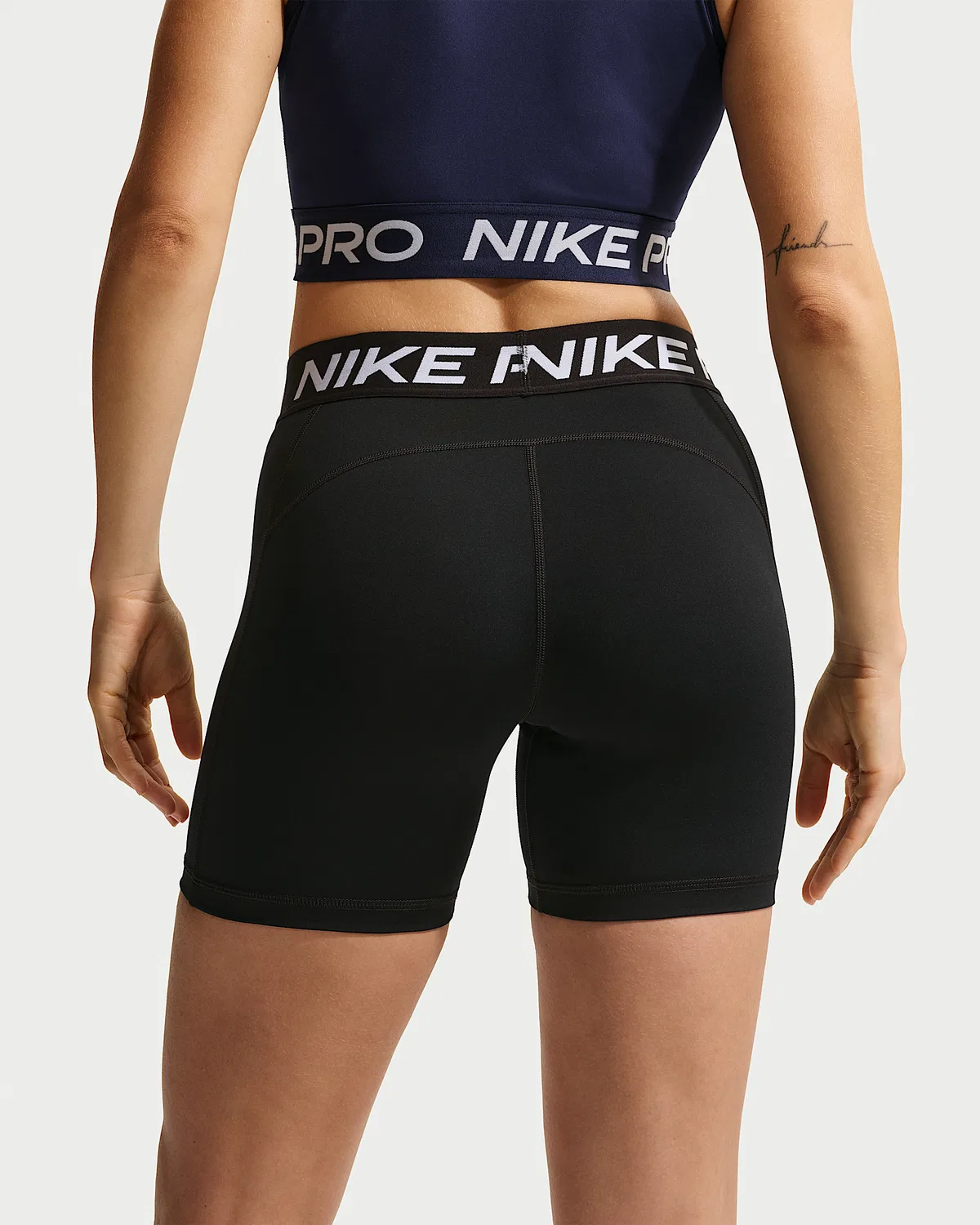 Женские шорты Nike Pro 365 с завышенной талией, 5", Black/White — фото 3