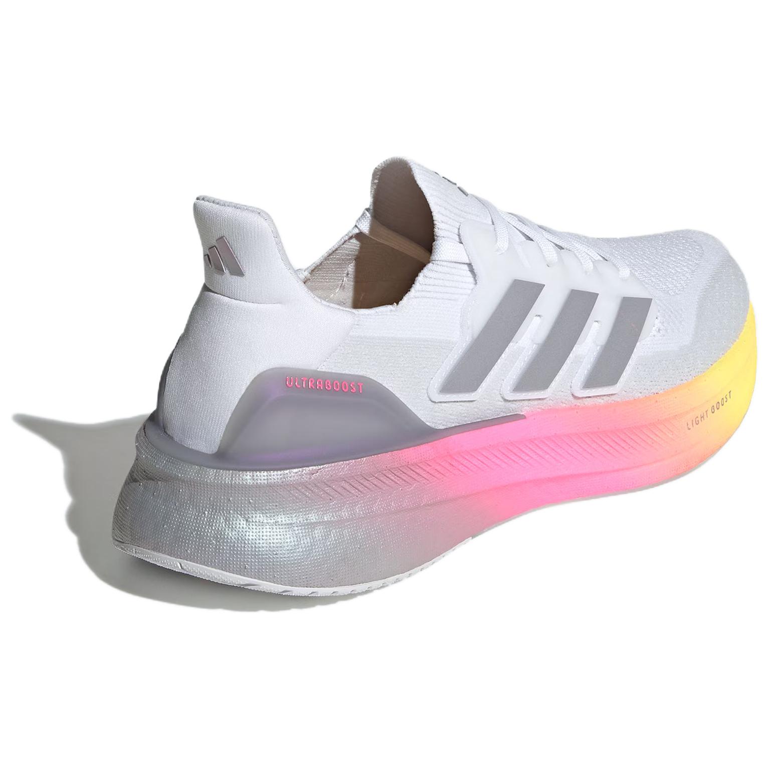 УльтраБуст 5 'Белый Прозрачный Розовый' Adidas, Белый/Почтенный Серый/Ярко-Розовый — фото 4