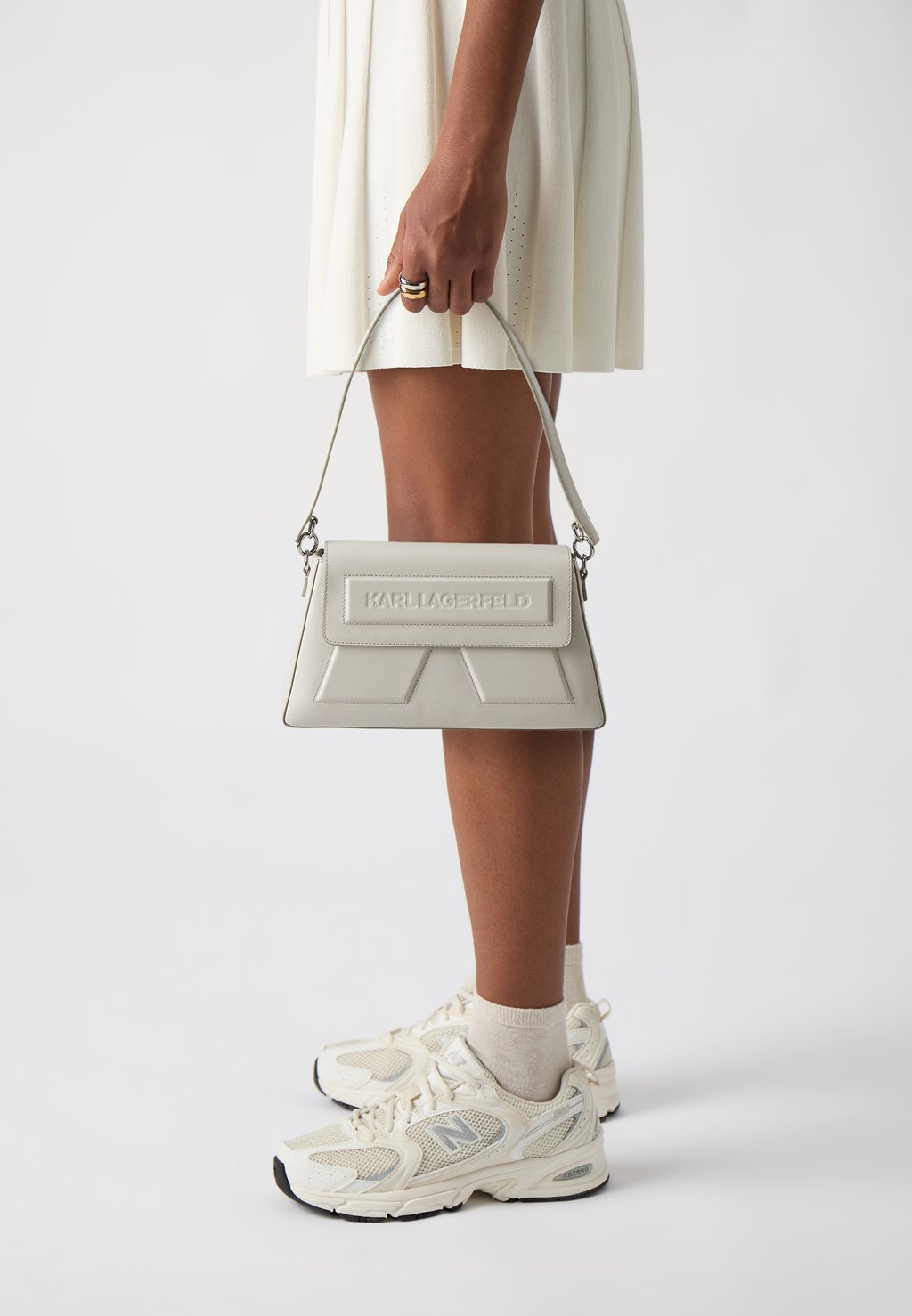 

Сумка IKON SHOULDER BAG KARL LAGERFELD, кремовый