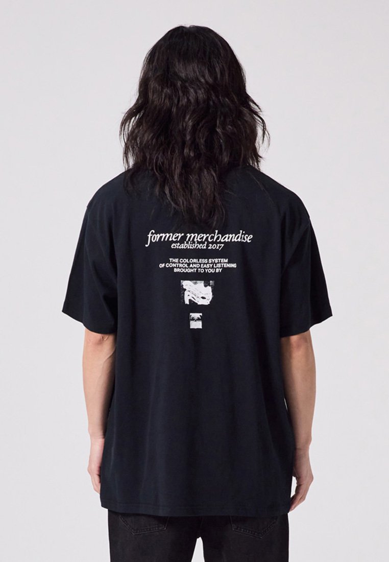 

Футболка с принтом DISTORT OVERSIZED UNISEX Former, черный