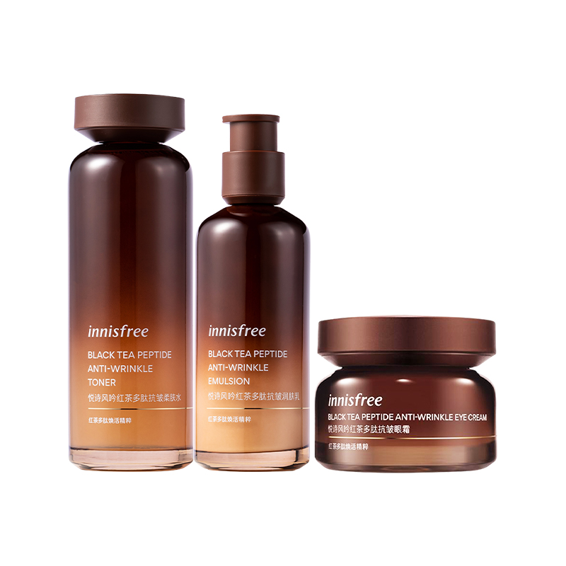 Набор средств по уходу за кожей Innisfree Black Tea Peptide: тонер, 160 мл + эмульсия, 100 мл + крем для кожи вокруг глаз, 30 мл