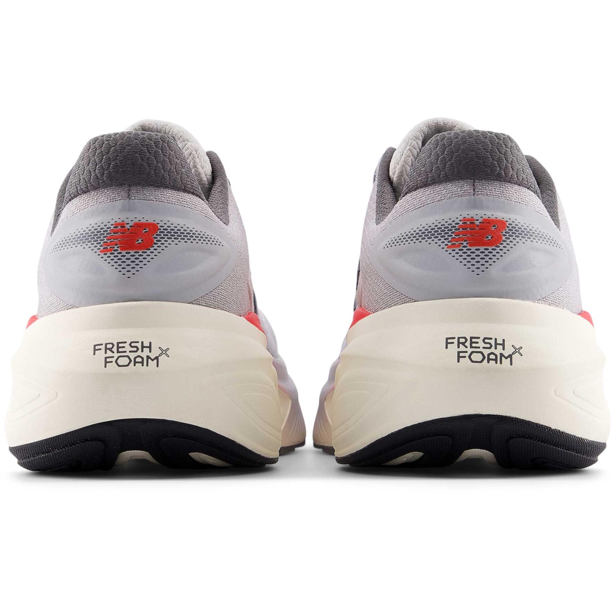Мужские беговые кроссовки Fresh Foam X More V6 New Balance, Grey Matter/True Red/Castlerock — фото 4