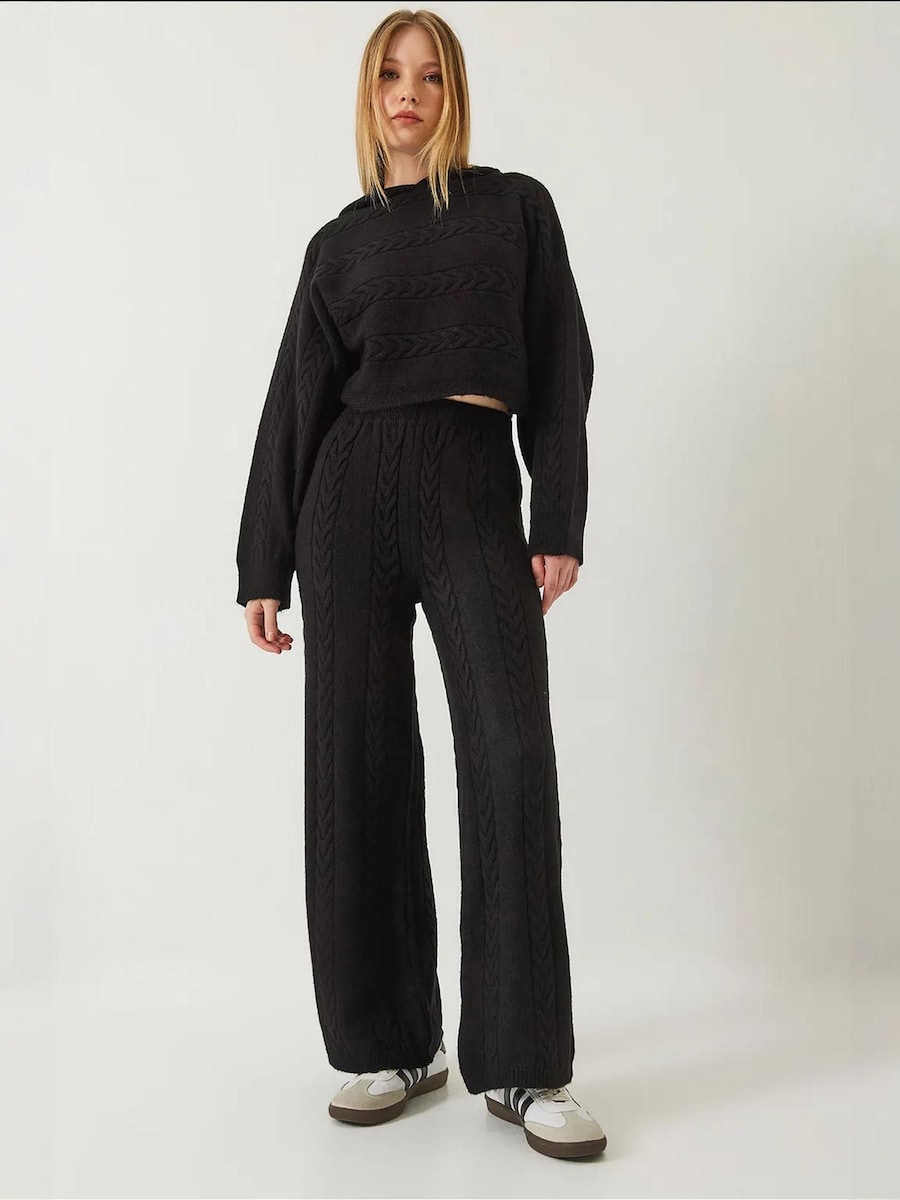 

Брючный костюм Bianco Lucci, черный