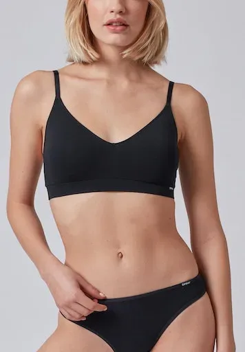 

Мягкий обтягивающий бюстгальтер "Cotton Essentials" Skiny, черный
