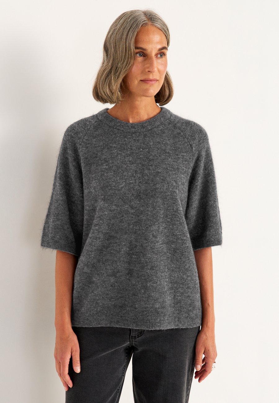 

Футболка Cellbes of Sweden PREMIUM , Dark Grey Melange/Dark Grey, Серый, Футболка Cellbes of Sweden PREMIUM , Dark Grey Melange/Dark Grey