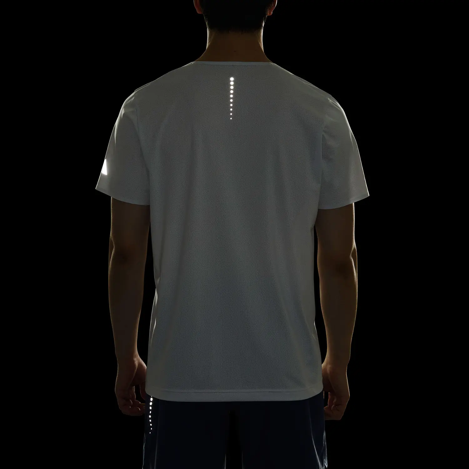 Футболка Climacool SS25 ESS SS мужская Adidas, светло-серый/серебристо-серый — фото 4