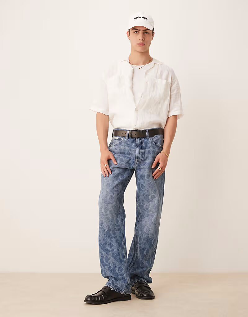 

Джинсы Calvin Klein Jeans 90-х годов прямого кроя с принтом, средней степени стертости