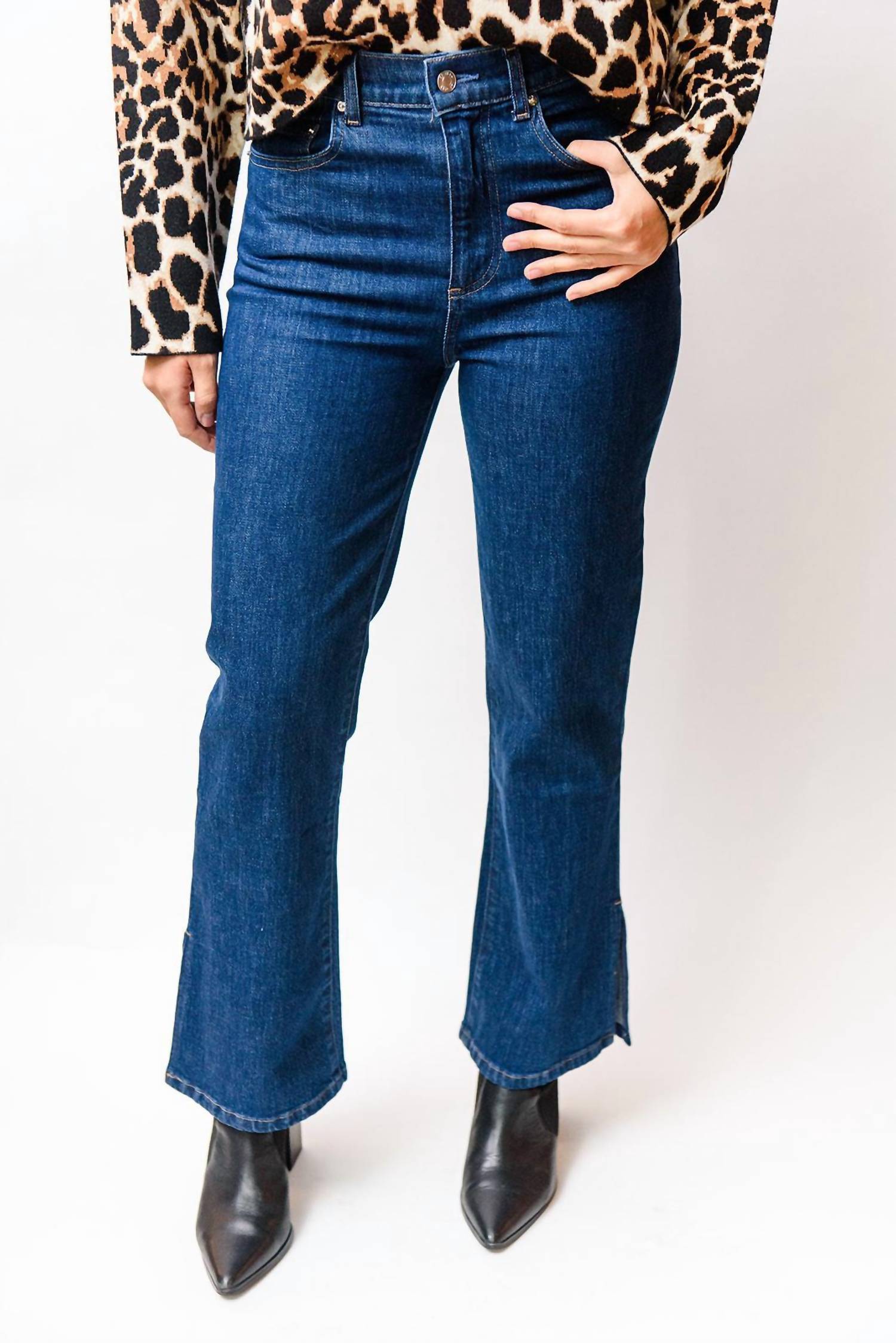 

Джинсы Stella Crop Flare In Blue Le Jean