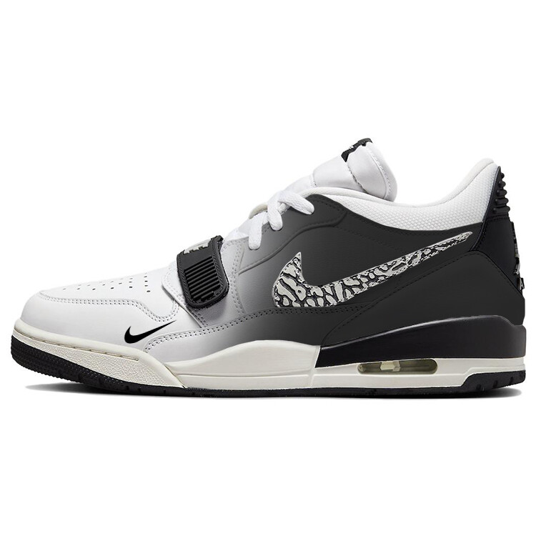 

Баскетбольные кроссовки Legacy 312 Vintage Men Low-Top Black/White Jordan