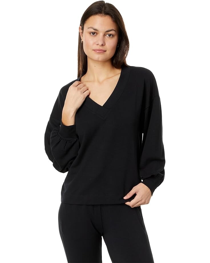 

Толстовка TravisMathew Cloud Terry V-Neck, черный