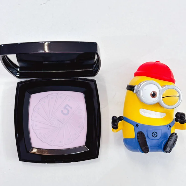 CHANEL Контурная пудра для лица Astrology 2024 Fall Tarot Two Tone Blush Natural, 14 г, #Blood Orange 14g — фото 3
