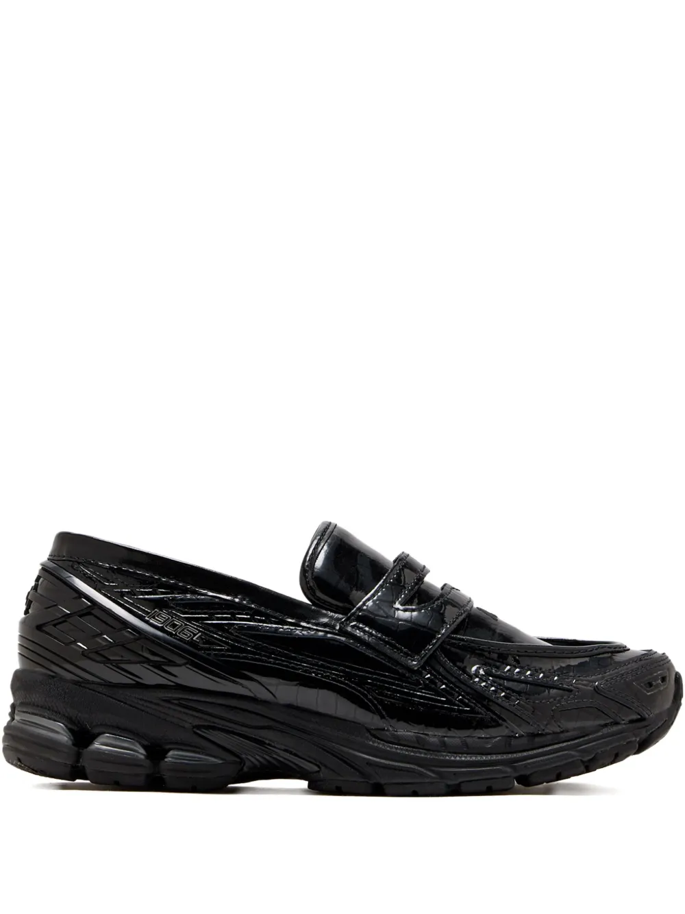 

Слипоны с тиснением под крокодила New Balance