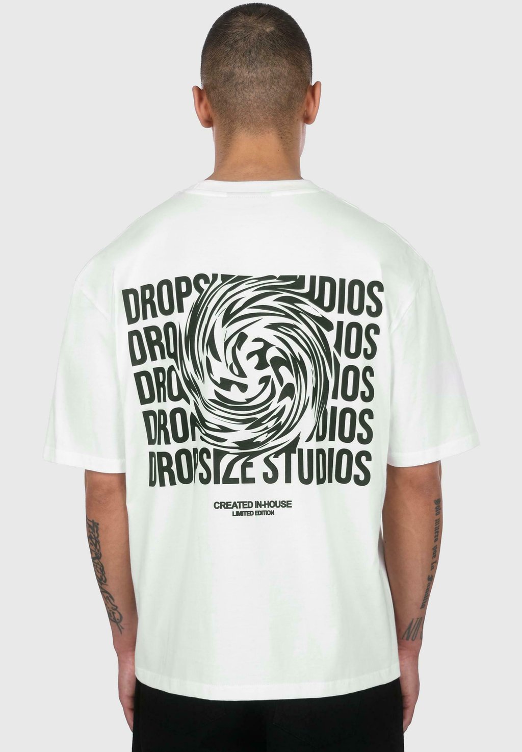 

Футболка с принтом Dropsize, белый