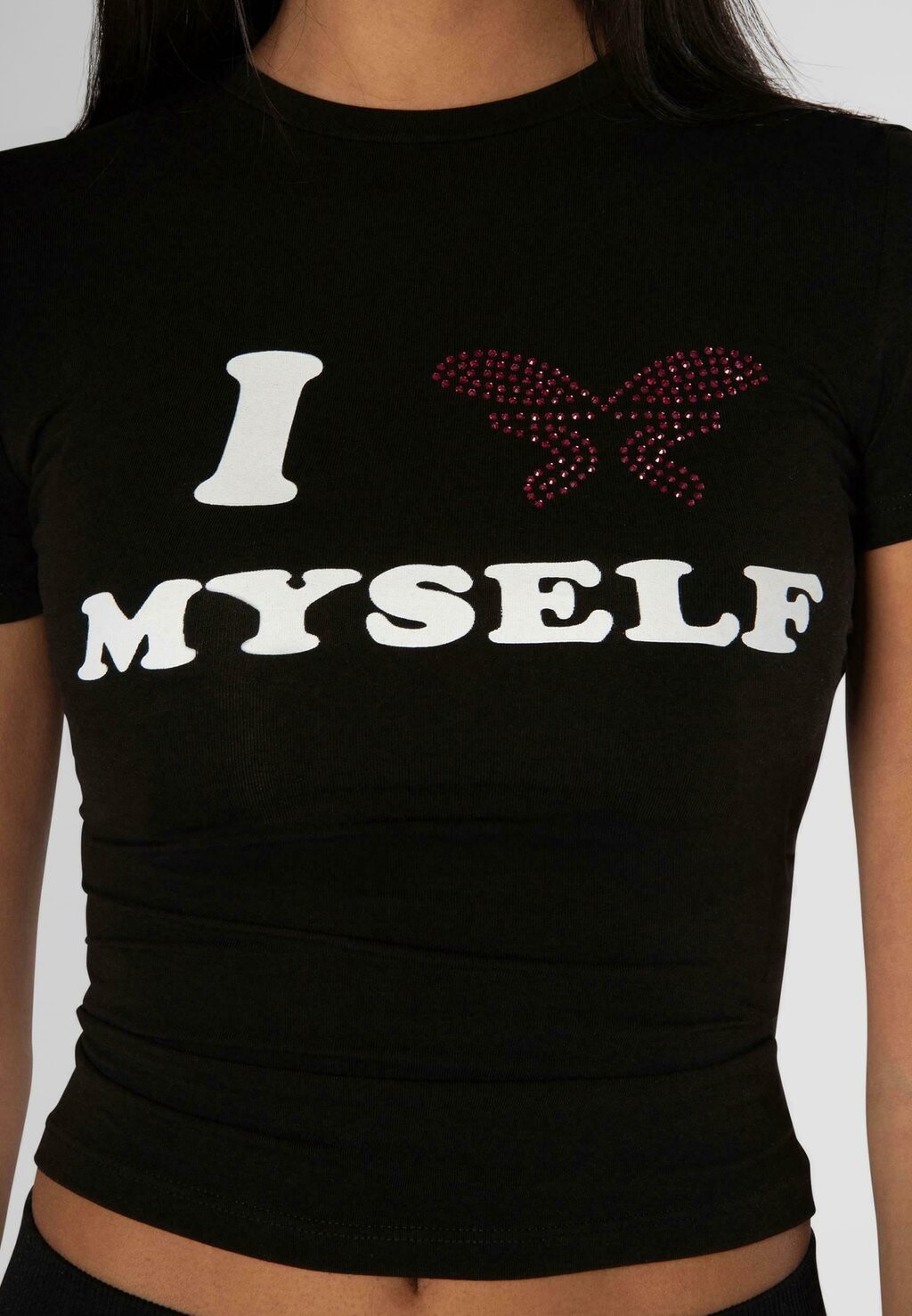 

Футболка с принтом LOVE YOURSELF TEE FELICIOUS, черный