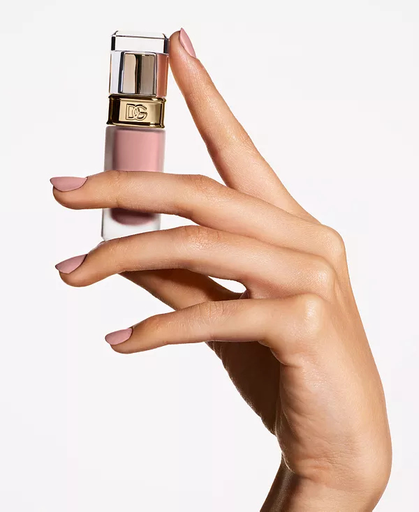 Быстросохнущий стойкий матовый лак для ногтей My nail match Dolce&Gabbana, 02 my dusty rose - rosey neutral toned pink — фото 2