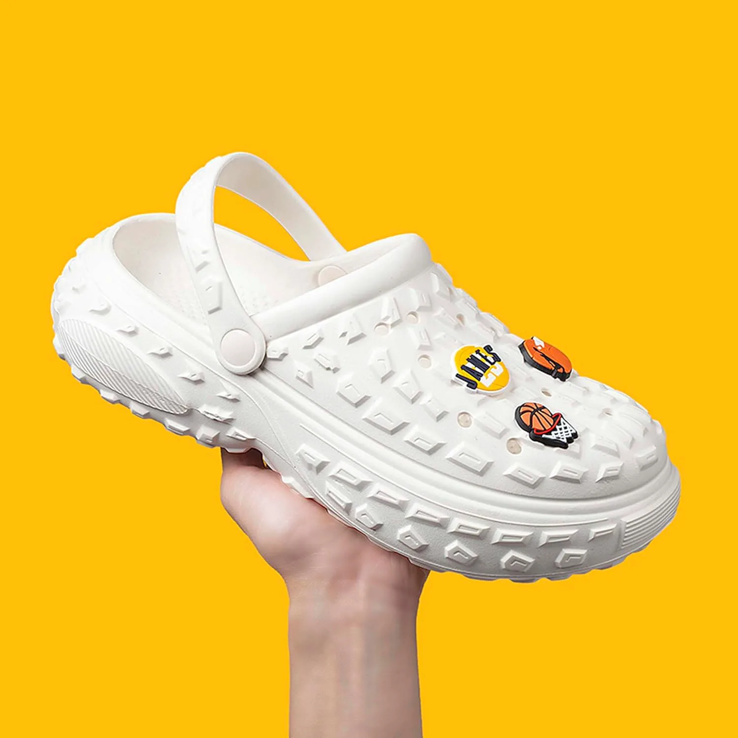 

Сандалии и шлепанцы с отверстиями для мужчин с противоскользящей подошвой для ношения на улице CYYDS, белый