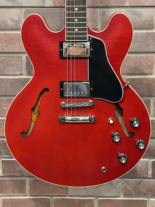

Электрогитара Gibson 335 Satin Dot 2023 - Cherry