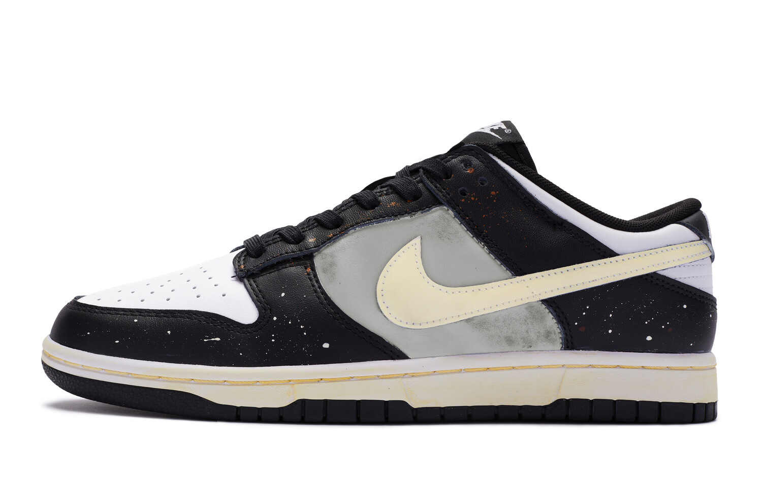

Кроссовки Nike Dunk Skateboard Shoes Women's Low-Top White Black Gray