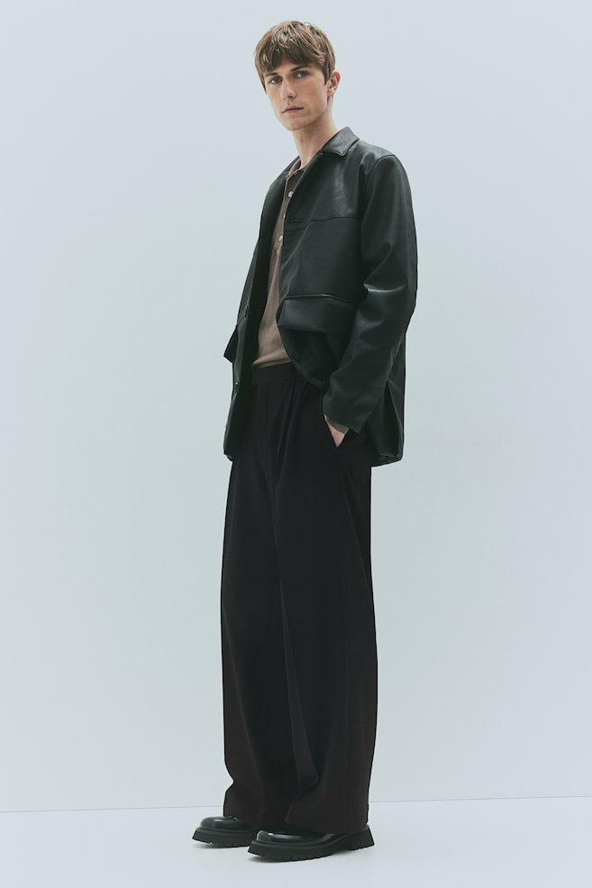 

Элегантные брюки свободного кроя H&M, черный