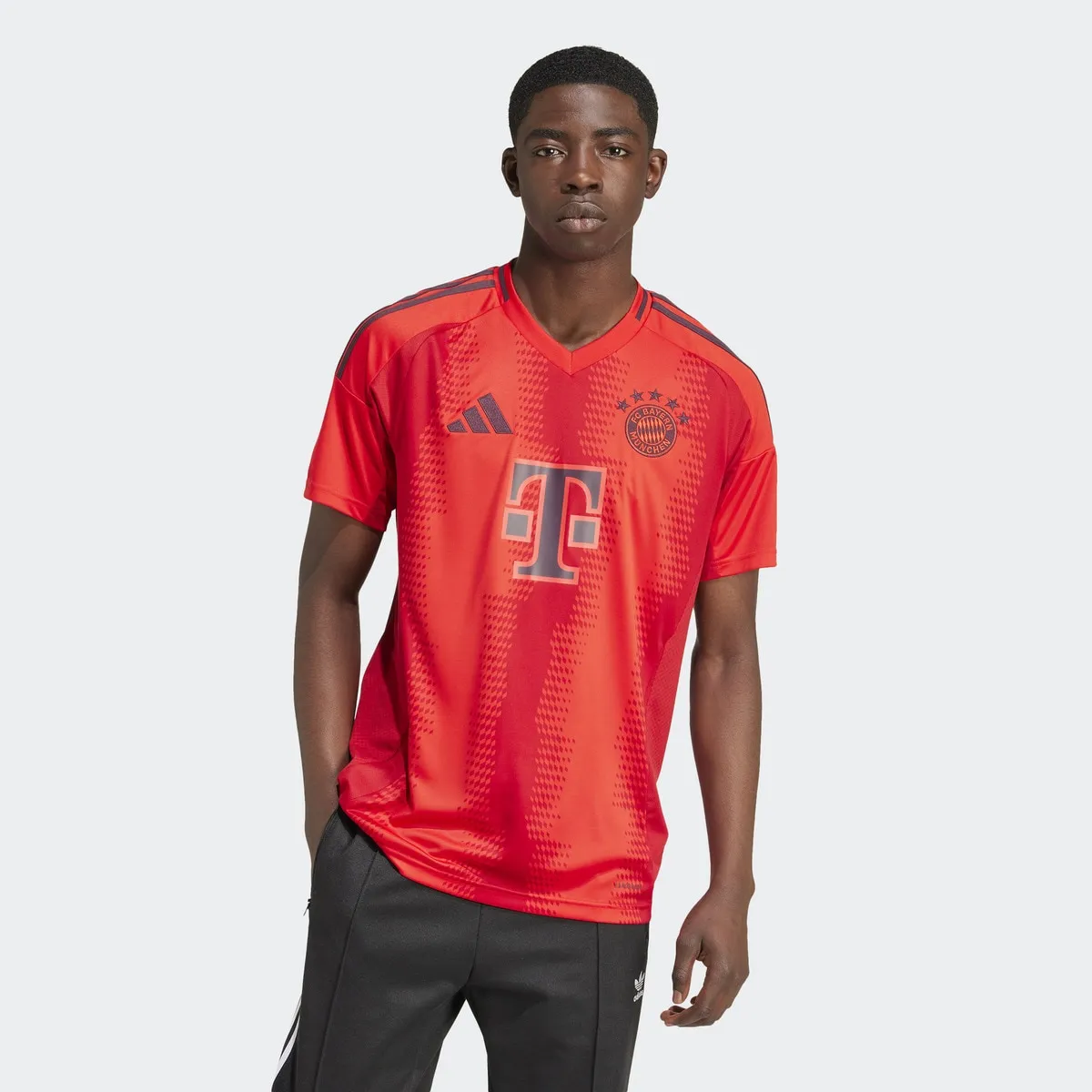 

Мужская 1-я форма ФК Бавария Мюнхен 2024-2025 Adidas футболка, красный