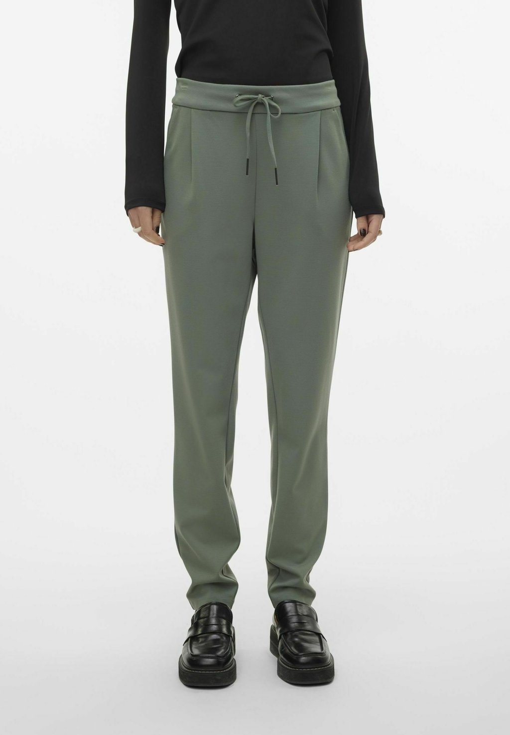 

Спортивные штаны Vero Moda, цвет Laurel Wreath