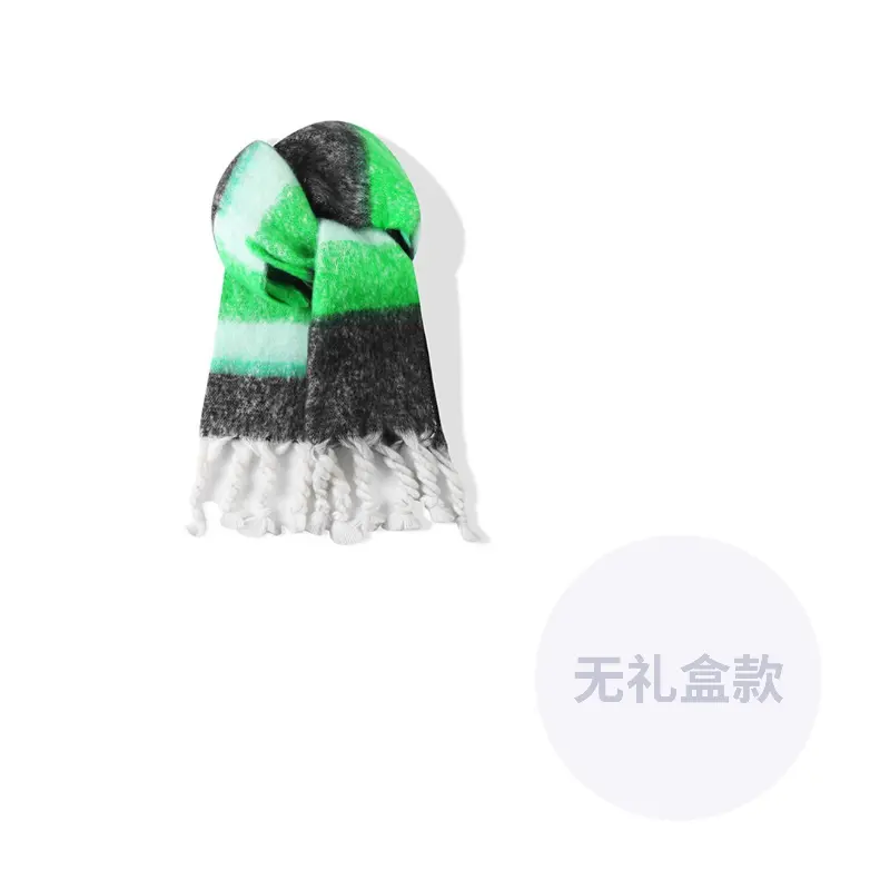 

Шарф вязаный унисекс черно-белый, Green Gradient