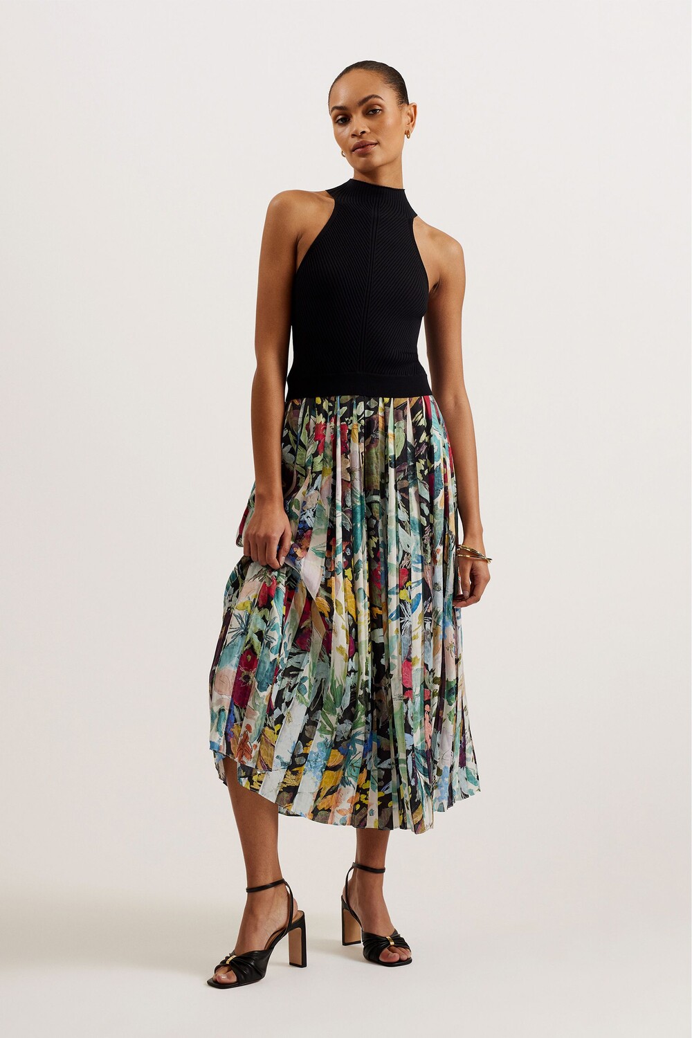

Плиссированное платье Corino Ted Baker, черный