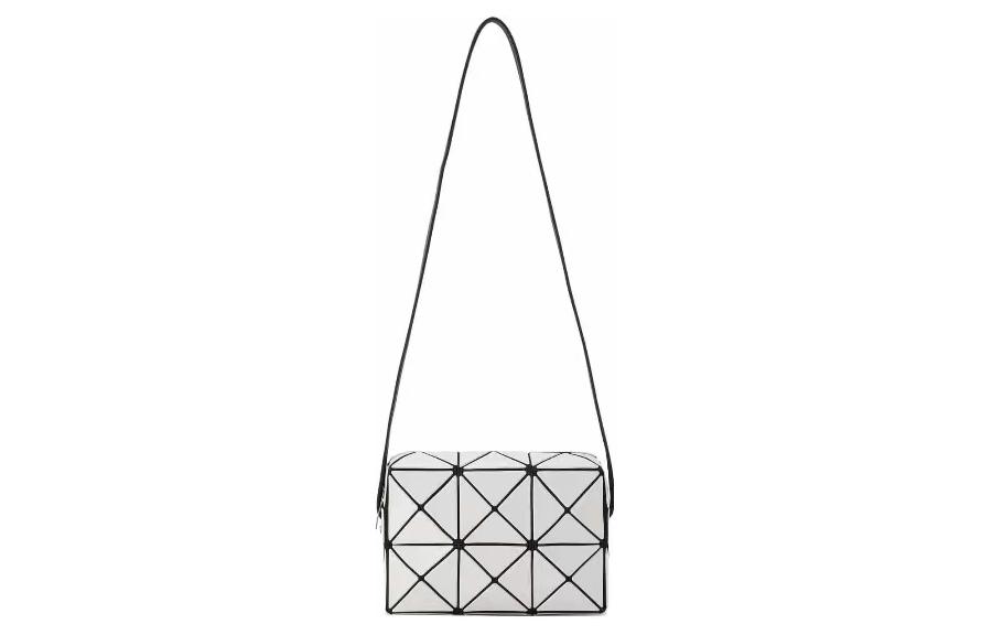 

ISSEY MIYAKE Поливинилхлоридная смола маленькая квадратная сумка через плечо женская светло-серая