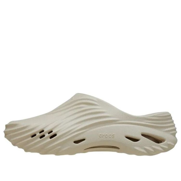 

Сандалии echo wave clogs Crocs, бежевый
