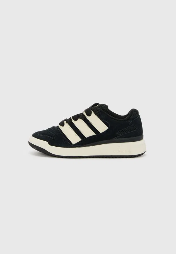 Тренеры forum2000 Adidas Originals, Core Black/Off White