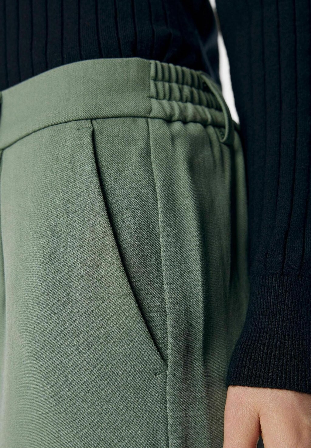 

Брюки OBJLISA SLIM Object, зеленый