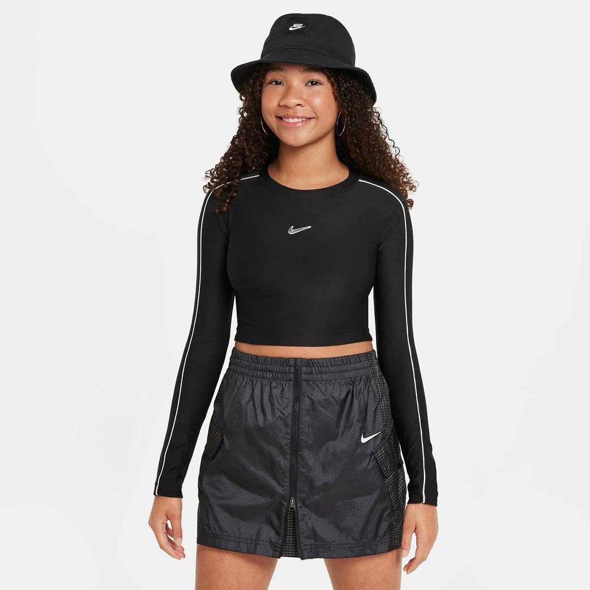 

Футболка для девочек Nike CRP SW, черный/белый