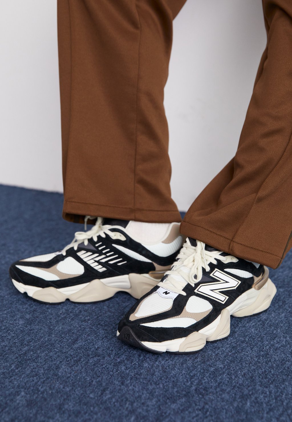 Кроссовки 9060 UNISEX New Balance, черный — фото 2