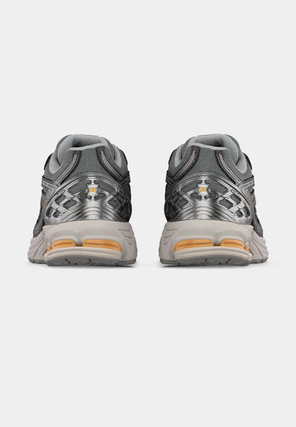 Кроссовки унисекс 1906 года New Balance, Dark Silver-Coloured Metallic/White — фото 4
